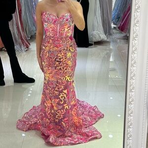 Portia and Scarlett prom dress size 4